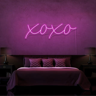 Scritta a Led Personalizzata Frasi Personalizzate "xoxo" cm 80 x 30