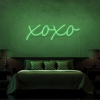 Scritta a Led Personalizzata Frasi Personalizzate "xoxo" cm 80 x 30