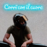 Scritta a Led Personalizzata Frasi Motivazionali "Corri con il cuore" cm 167 x 25 - immagine 2